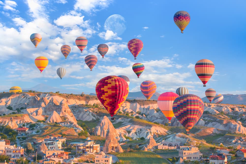 Göreme Sunrise Balloon Flight from The Owl Cave Hotel in Göreme
